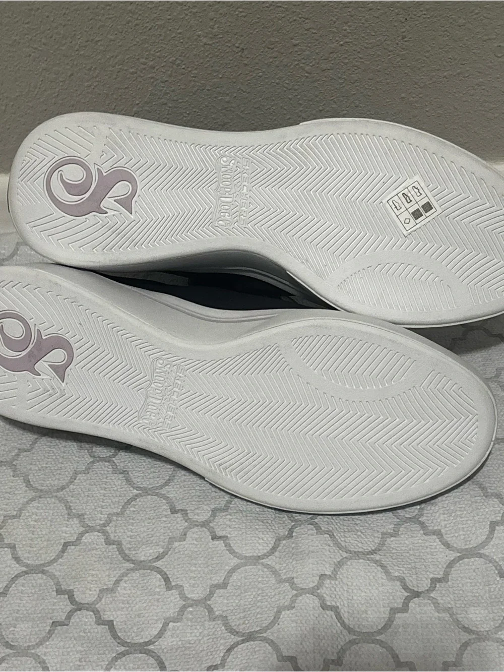 Snoop One-boss Life Canvas Hands Women’s Free Slip-ins Sneaker Size 11